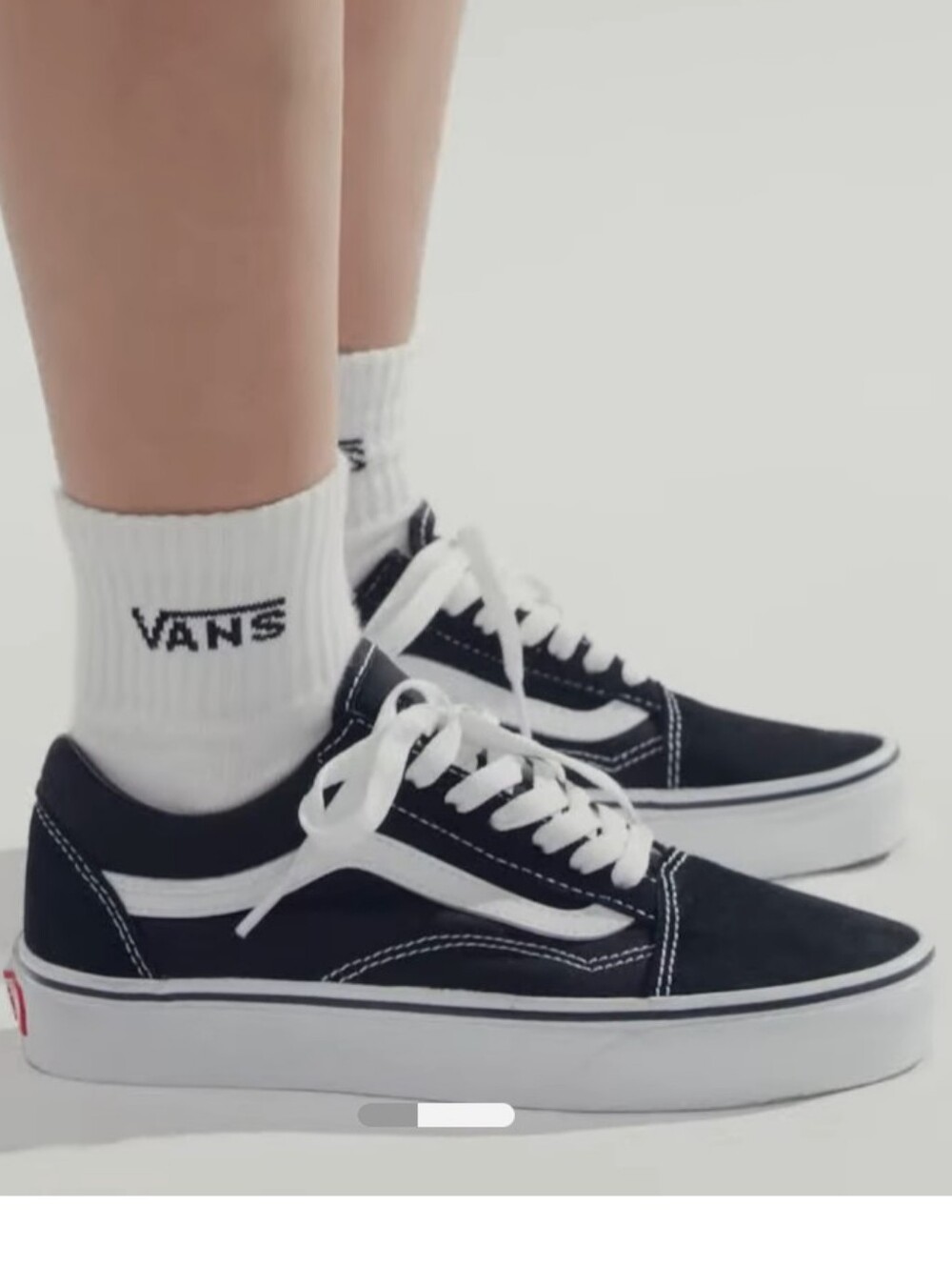 VANS Old Skool Sneaker Women's 10.5 Black White Retro